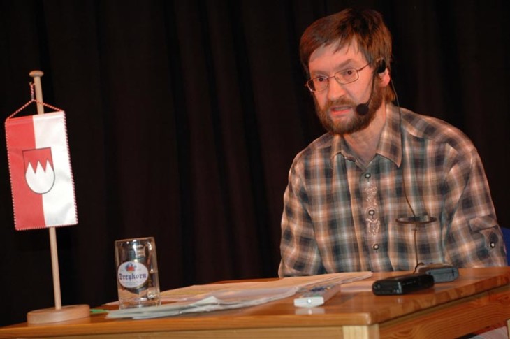Der fränkische Mundartautor Erwin Barth gastierte im PZ-Kulturraum in Lauf