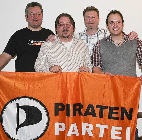Die Piraten nehmen Kurs auf den Landkreis (von links): Christian Kubisch, Michael Ceglar, Hans-Joachim Bock und Robert Trabandt. Foto: privat