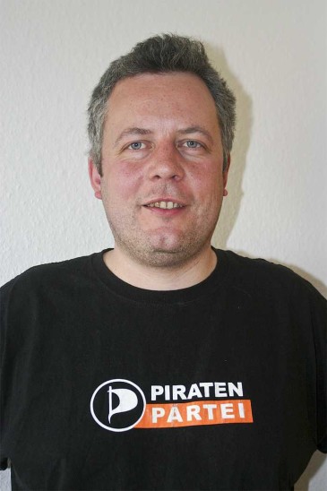 Der Altdorfer Christian Kubisch ist stellvertretender Bezirksvorsitzender und Kreisvorsitzender der Piraten im Nürnberger Land. Der Bürokaufmann lebt in Altdorf und arbeitet in Ludersheim. Foto: Blinten