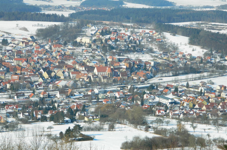Blick aufs winterliche Schnaittach vom Rothenberg: Die Marktgemeinde soll künftig klar ihre Ziele benennen und Einzelentscheidungen danach ausrichten. Foto: Schuster
