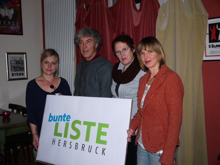 Heidi Novosel, Paul Kornmayr, Barbara Sydenham und Doris Dischner (von links) wollen mit der Bunten Liste in den Stadtrat ziehen. Foto: D. Seitz