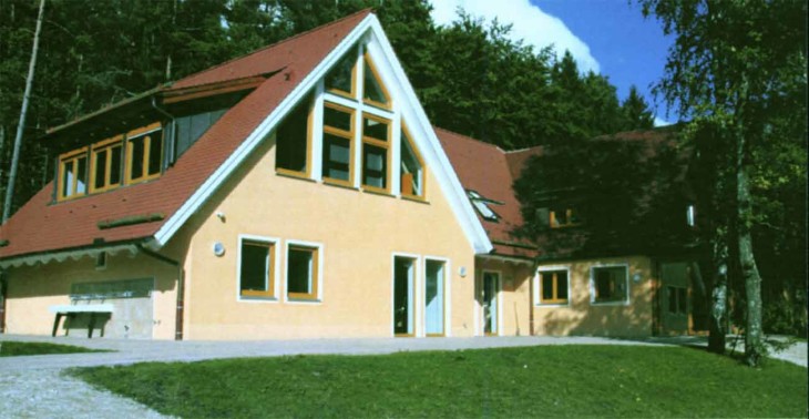 Die Edelweißhütte bei Deckersberg ist seit 2013 in der Trägerschaft des KJR.