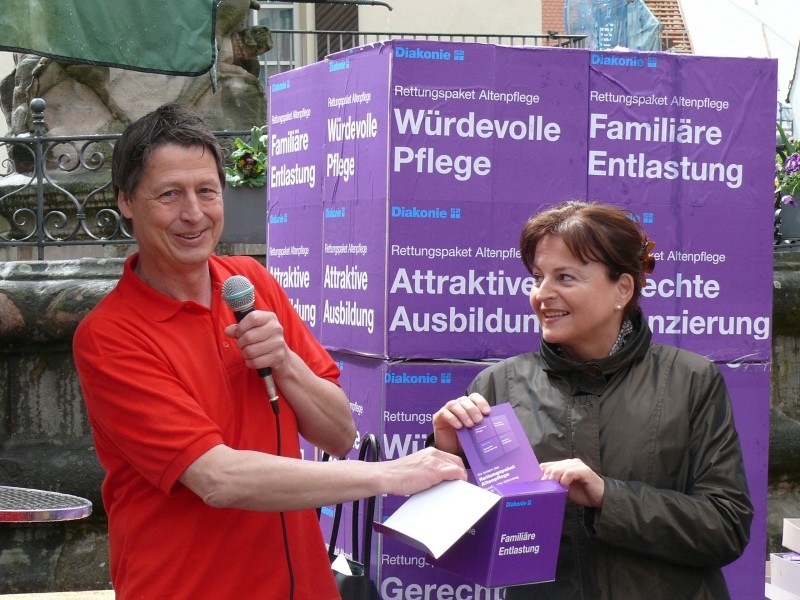 Die lila Karte für den Gesundheitsminister NLAND