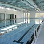 Das neue Altdorfer Schulschwimmbad ist Vorbild für Röthenbach – es hat ein 25-Meter-Becken und einen Nichtschwimmerbereich (im Hintergrund).