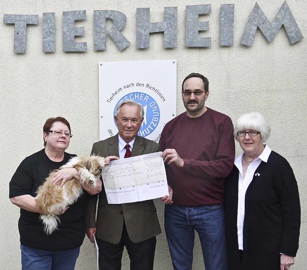 V. l. n. r. : Ulrike Lang, Dr. Wilhelm Polster, Herbert Sauerer und Sonja Klement. Foto: Istel
