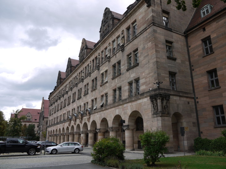 Vor den Richtern in Nürnberg musste sich der 36-Jährige für seine Taten verantworten. Foto: Kappes