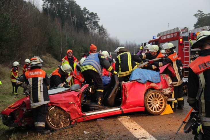 Der Maserati hat nach dem Unfall nur noch Schrottwert.