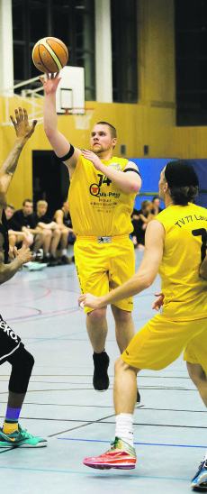 Sechs Punkte steuerte Thomas Pöferlein zum Sieg bei.