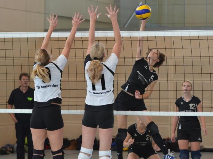 Gleich zwei Teams des TV Hersbruck (hier Sabrina Mayer am Ball) starten am Samstag in die neue Saison.