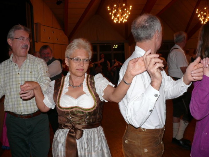 Beim Kathreinabend wurde flott getanzt.
