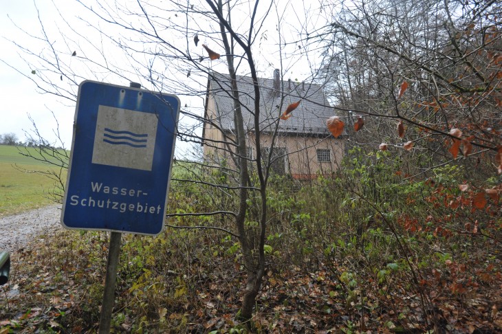 Das Wasserschutzgebiet liegt unterhalb des Felßner-Hofs.