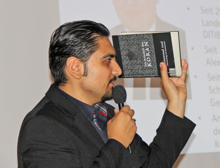 Ditib-Vorsitzender Erhan Cinar (Foto) und Islamexperte Rainer Oechslen stellten sich den Fragen der Feuchter.