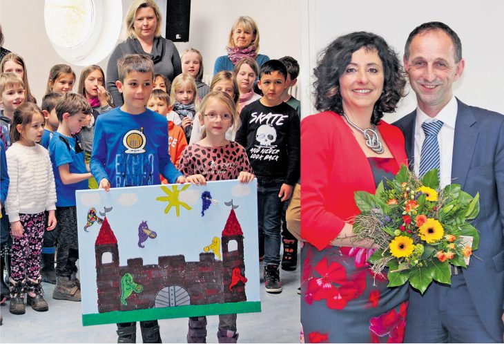 Michael und Alexandra Schmidt (re.). Auch an seinem Geburtstag erheiterte der Bürgermeister Gäste und Gratulanten mit seiner humorvollen direkten Art. Die Kinder malten ihm eine Burg.