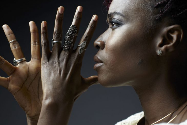 BU Awa Ly, die Soul-Lady aus dem Senegal wird nicht allein mit ihrer besonderen Stimme die Aufmerksamkeit auf sich ziehen.