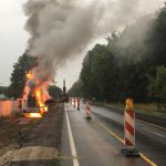 Die teure Baumaschine brannte vollständig aus.
