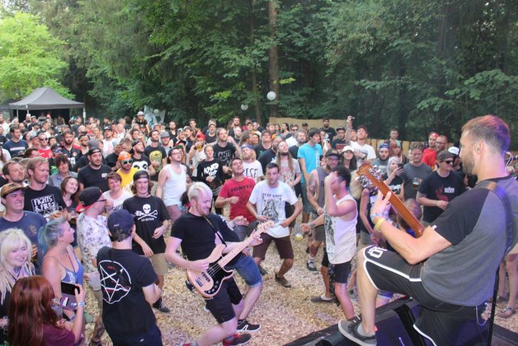 Beim KNRD-Fest konnten die Besucher die Bands hautnah erleben.