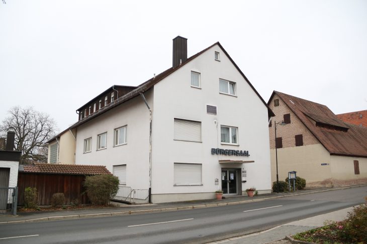 Was mit dem Bürgersaal passiert, wenn das geplante Bürgerzentrum eröffnet ist, wollte ein Rückersdorfer auf der Versammlung wissen.