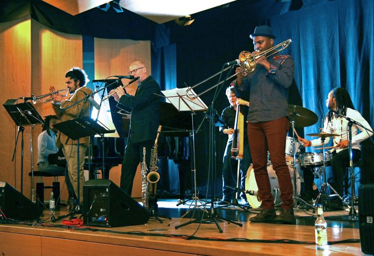 Erstmals in der Schwarzenbrucker Bürgerhalle – die Cuban Jazz Unit begeisterte mit ihrer unter anderem von Cuba und Brasilien beeinflussten Musik.