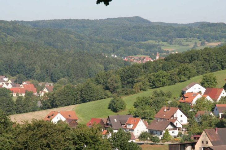 Viele kleine Orte prägen Kirchensittenbach. Um die Herausforderungen der Zukunft in der dünn besiedelten Flächengemeinde besser meistern zu können, wurde ein Gemeindeentwicklungskonzept erstellt.