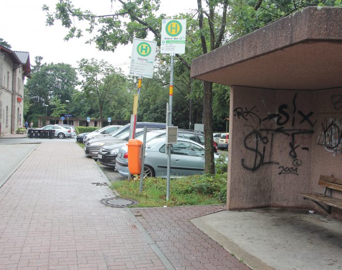 Die Bushaltestelle am Altdorfer Bahnhof: Von hier fahren ab September die Schnellbusse nach Lauf ab. Eine zweite Expressbus-Haltestelle wird am Schulzentrum eingerichtet.