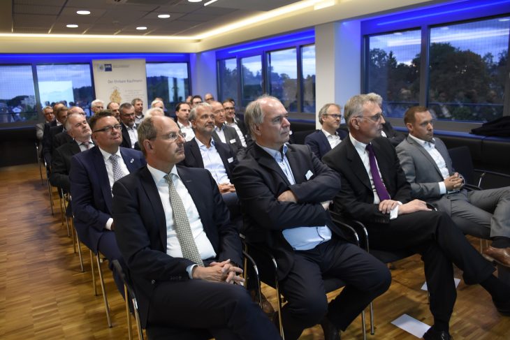 Wer auf dem Empfang der IHK Lauf weibliche Unternehmensvertreter erwartete, wurde enttäuscht.