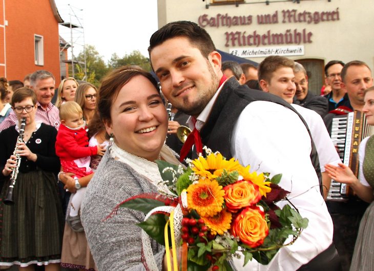 Das diesjährige Oberkirwapaar sind Lena und Florian Gerhard.