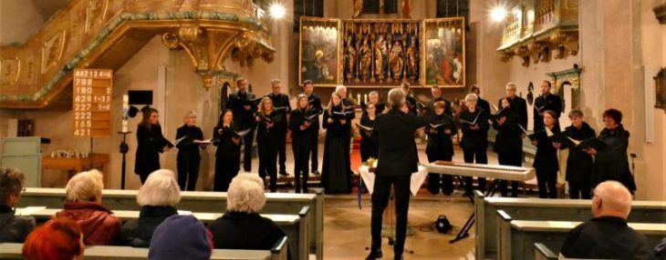 Die Choristen bezauberten mit anspruchsvollen Stücken.