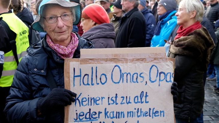 Alt und Jung gingen für mehr Klimaschutz auf die Straße