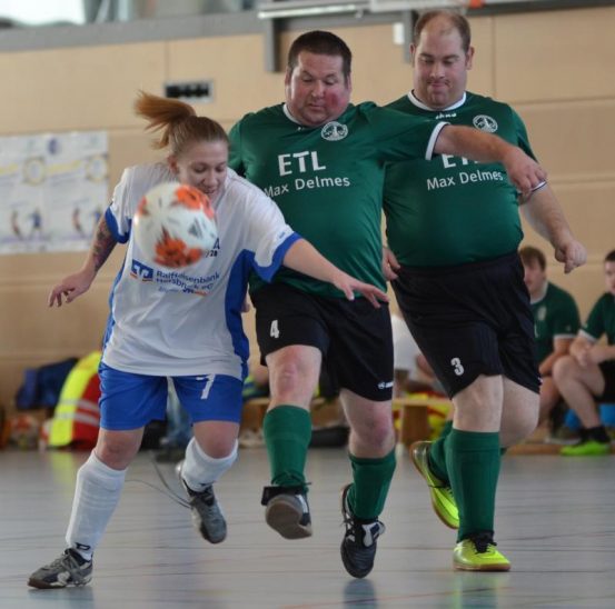 Die beiden Inklusionsteams des SV Altensittenbach vertrauten bei ihrem „Social Cup“ auch auf „Girls-Power“.
