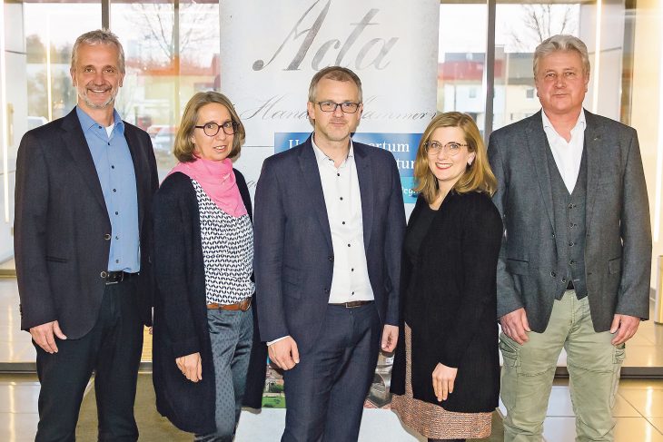 Der neue Vorstand (von links): Gerhard Knienieder (Emuge), Ruth Jellinghaus-Schwarzer (Jellinghaus Mode), Johannes Bis­ping (Bisping & Bisping), Kristine Lütke (Seniorenbetreuung und -pflege „Bei St. Otto“) sowie Siegfried Zetzl (Spedition Zetzl).