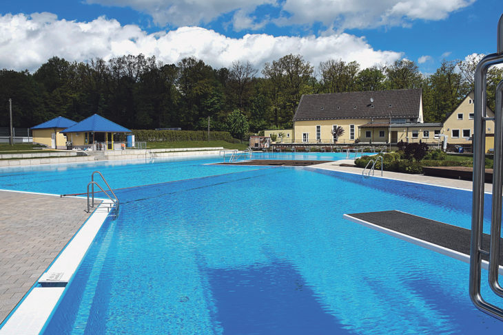 Das Trio hat die Kassiererin im Schnaittacher Freibad abgelenkt.