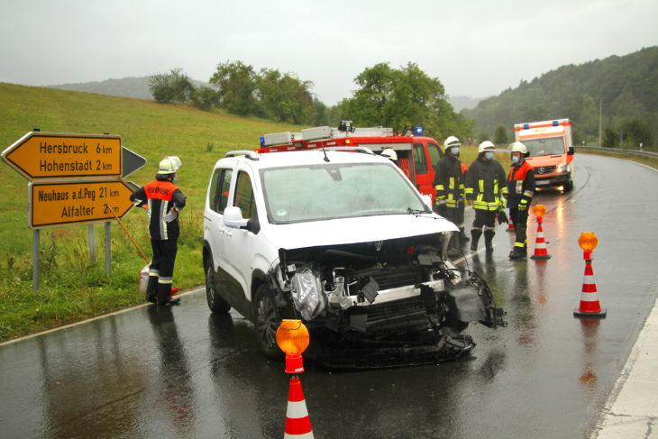 Die Polizei schätzt den Schaden auf insgesamt 12.000 Euro.