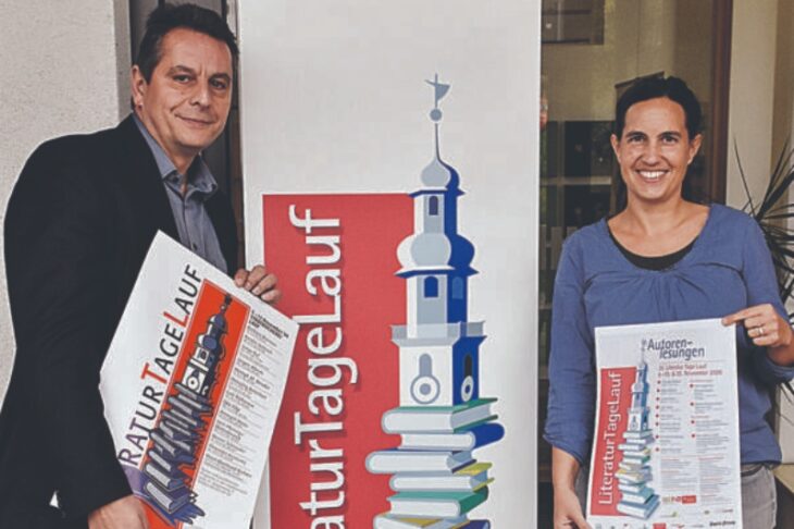 Viel Vorfreude hatten Büchereileiter Andreas Reichel und Organisatorin Ina Gombert auf die 25. Literatur Tage 2020. Nun sind sie fast über die Bühne.