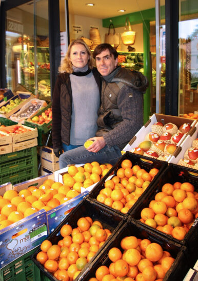 Mit viel Herzblut dabei: Christina und Heiko Pirner bieten Ihren Kunden täglich frisches Obst und Gemüse in Top-Qualität.