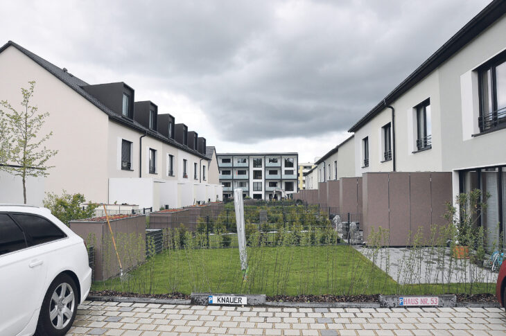 Um rund 20 Prozent sind die Baulandpreise im Nürnberger Land, vor allem in den größeren Orten und in der Nähe von Nürnberg, seit 2020 gestiegen. Das Foto zeigt einen Blick in eines der größten Neubaugebiete im PZ-Land, das Gebiet Steinberg in Röthenbach.