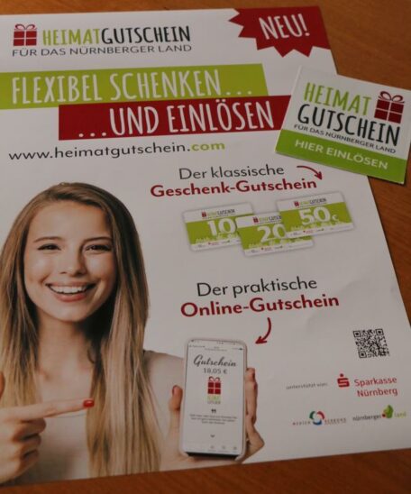 Der Ende 2020 eingeführte Heimatgutschein hat einen sehr guten Start hingelegt: In den ersten Monaten wurden über 11 000 Exemplare mit einem Volumen von über 300 000 Euro verkauft – trotz der zahlreichen Corona-Einschränkungen, die den Gewerbetreibenden schwer zu schaffen machten.