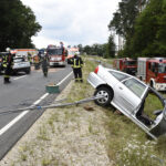 Drei Personen wurden bei dem Unfall auf der B14 verletzt.