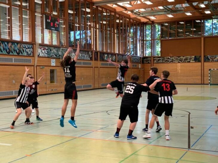 Während die männlichen Jugendmannschaften beim HC Hersbruck noch ganz gut bestückt sind, fehlen bei den Mädels bereits Handballerinnen für den Spielbetrieb.