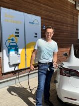 energie concept Firmenchef Markus Koller und sein Team bieten umfassenden Service aus einer Hand bei allen Fragen rund um Ladesäulen, Photovoltaik, Solarthermie und Heizsysteme: Beratung vor Ort, Projektierung, Installation und Wartung.  Vereinbaren Sie einfach einen Termin.