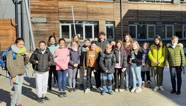 Im Kreise „seiner OGS-Kinder und Kollegen wurde Haluk Soyoglu an der Geschwister-Scholl-Mittelschule Röthenbach verabschiedet.