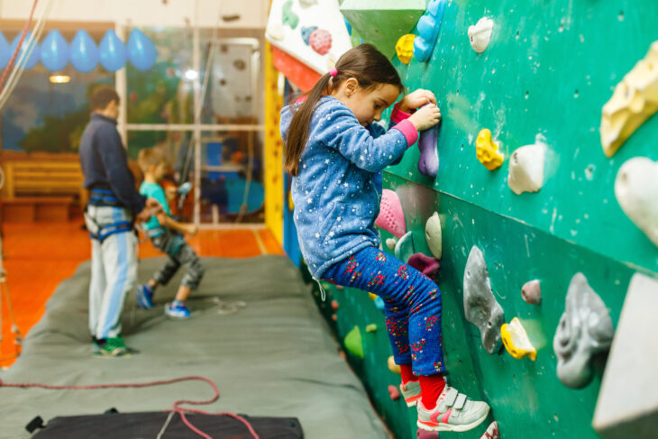 Auch Bouldern kann beim Kjr gebucht werden.