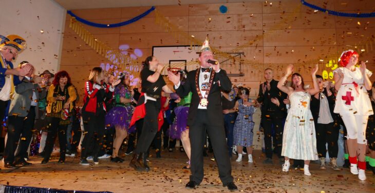 Am 5. Januar wollen die Faschingsfreunde die Wände der Happurger Schulsporthalle zum Vibrieren bringen.
