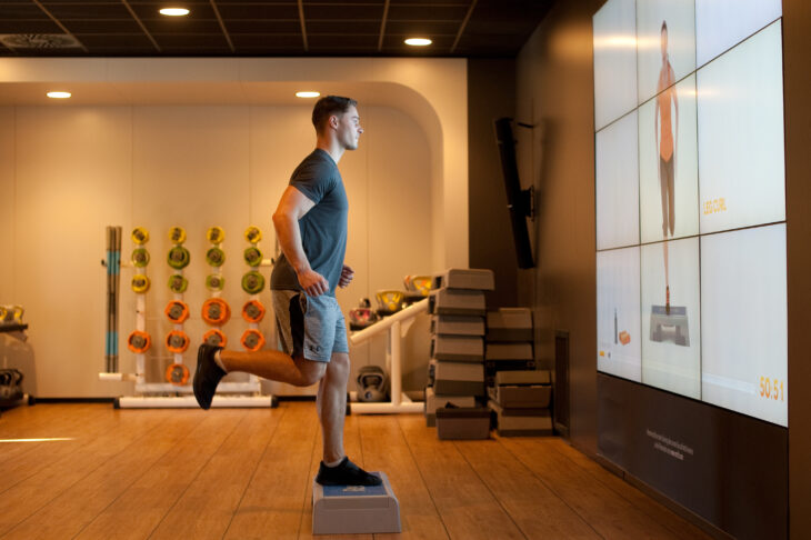 Wie steht es um meine Grundfitness? Habe ich eine gute Körperwahrnehmung, um komplexe Übungen richtig auszuführen? Von diesen Fragen hängt ab, welche Fitness-Sportarten sich eignen.