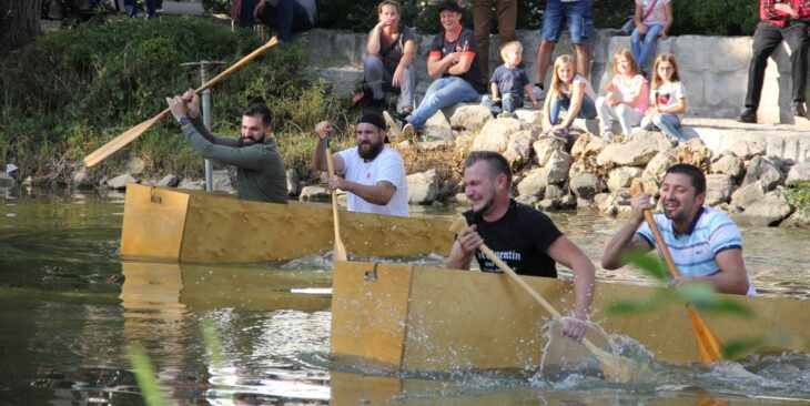 Das traditionelle Sautrogrennen gehört zu einem der Highlights auf dem Winkelhaider Bürgerfest.