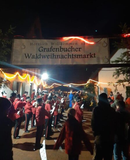 Auch in diesem Jahr tritt die Marching-Band aus Lauf am Weihnachtsmarkt in Grafenbuch auf.