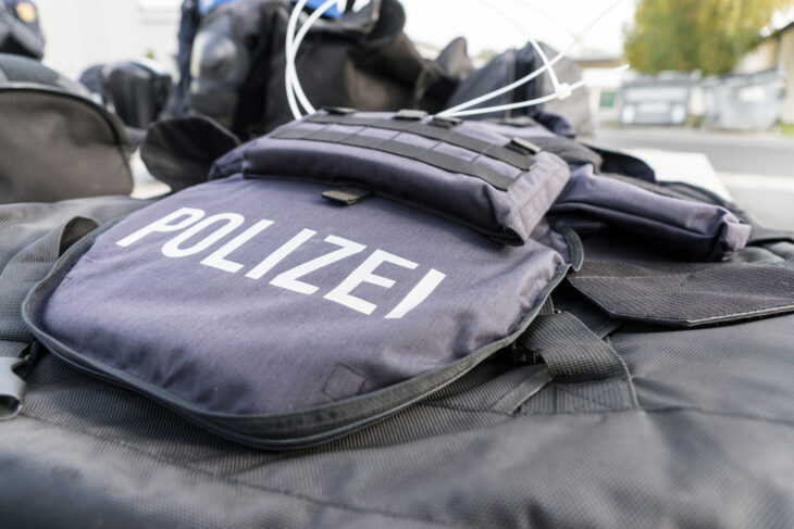 Symbolfoto Polizei Ausrüstung