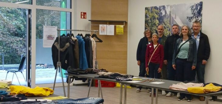 Zweimal jährlich gibt es in Schwarzenbruck eine Kleidertauschbörse.