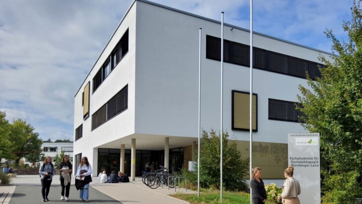 Die Fachakademie für Sozialpädagogik des Landkreises Nürnberger Land hat viel in puncto Ausbildung zu bieten.