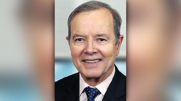 Politikwissenschaftler Prof. Dr. Henri Ménudier ist von der Sorbonne Universität in Paris.