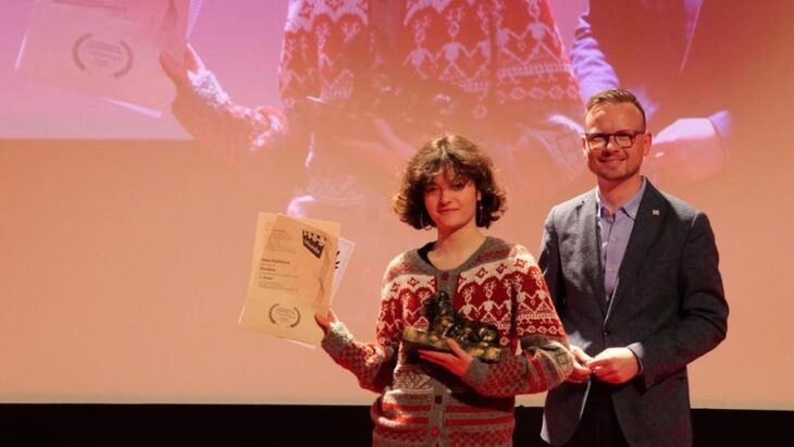 Ester Růžičková hat den Hauptpreis in der Kategorie Coming up gewonnen.